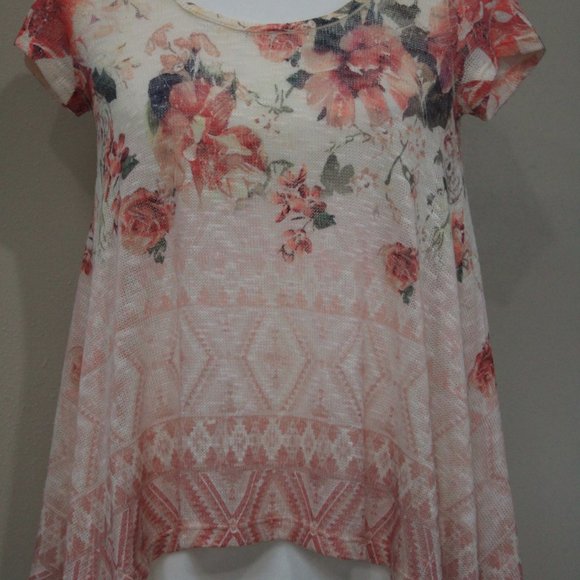 Papaya Cream Pink Floral Juniors Sz Medium Top - Picture 2 of 5